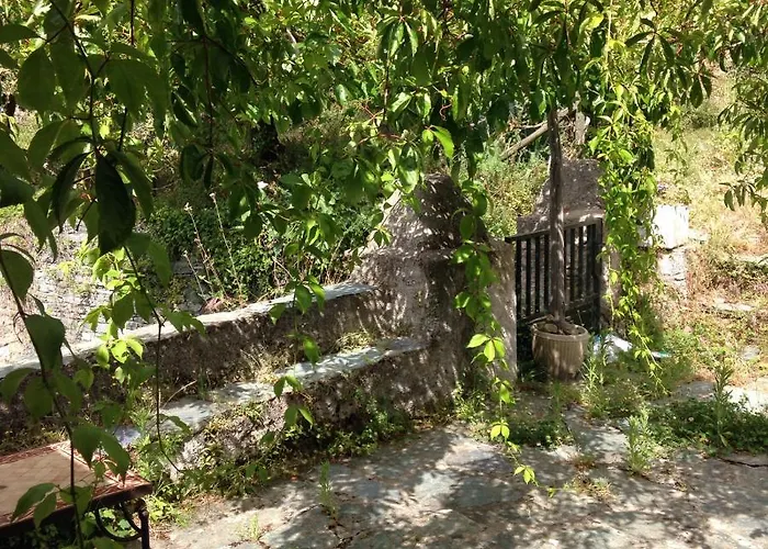 Maison De Village